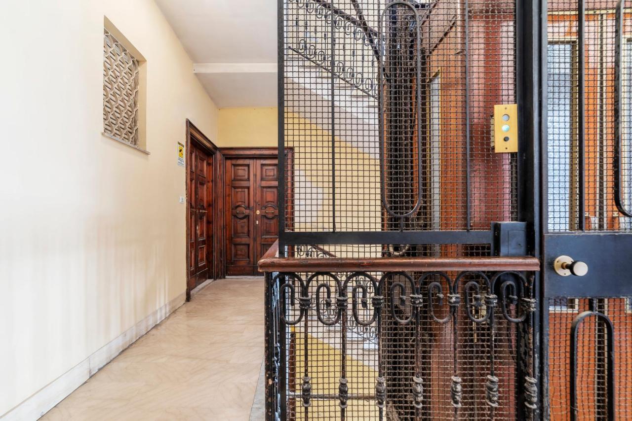 Blu Novecento Apartment ローマ エクステリア 写真